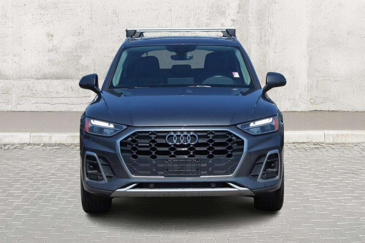 2022 Audi Q5 Plus  Gps Moonroof BkpCam ParkingSensors HtdSeats Photo5