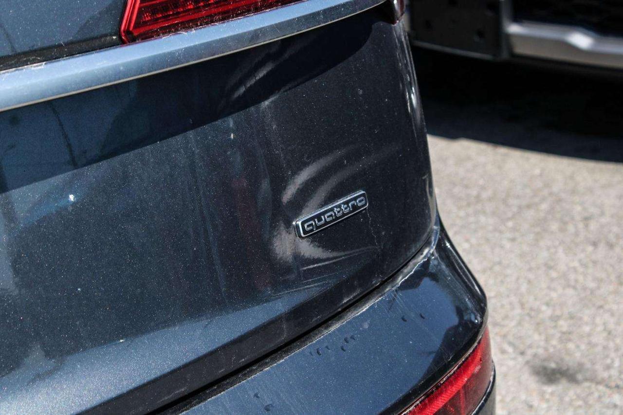 2022 Audi Q5 Plus  Gps Moonroof BkpCam ParkingSensors HtdSeats Photo