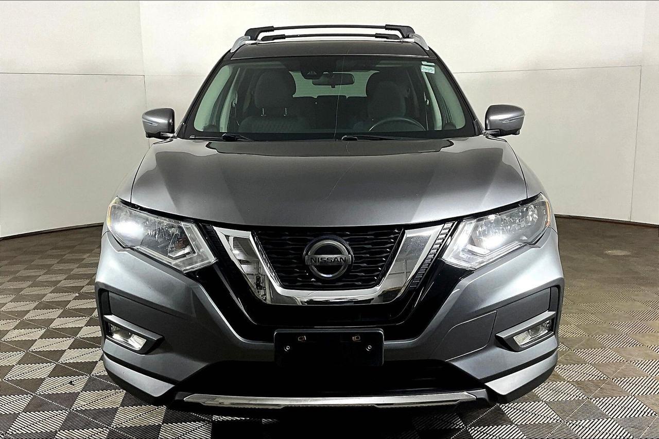 2019 Nissan Rogue AWD SV Photo2