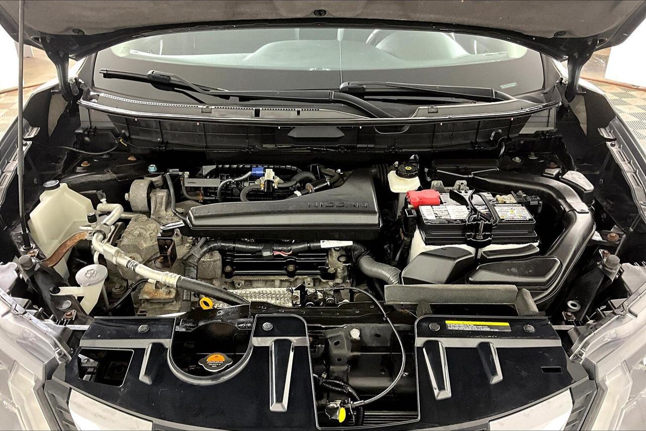 2019 Nissan Rogue AWD SV Photo