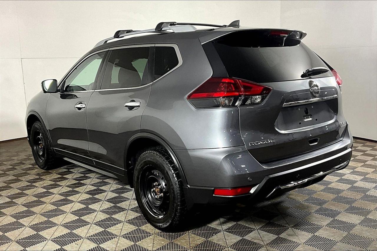 2019 Nissan Rogue AWD SV Photo