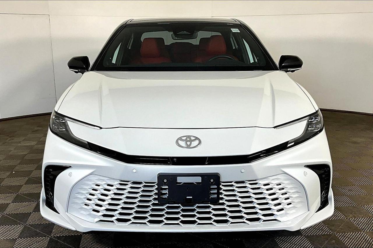 2025 Toyota Camry XSE CVT AWD Photo