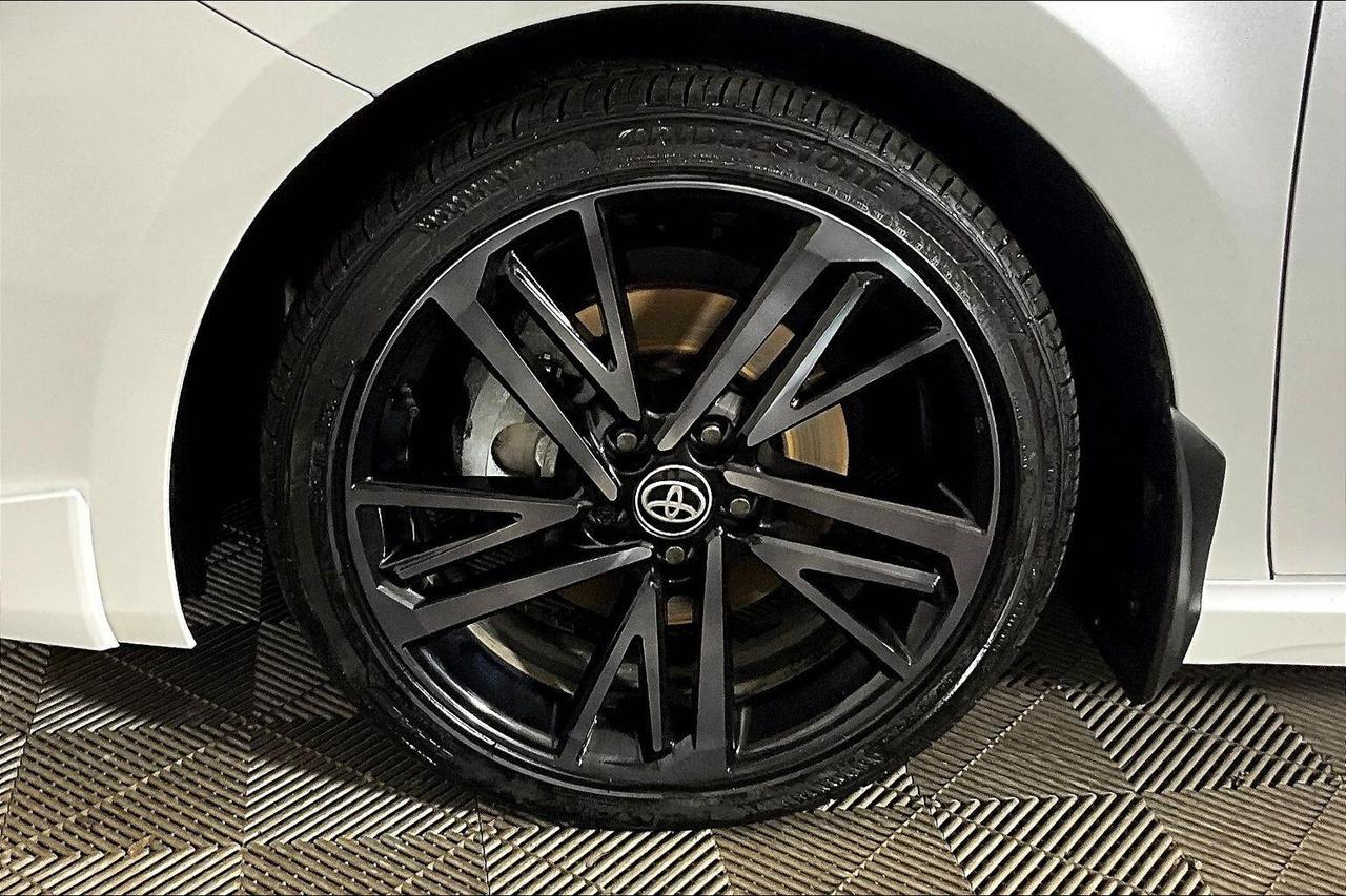 2025 Toyota Camry XSE CVT AWD Photo