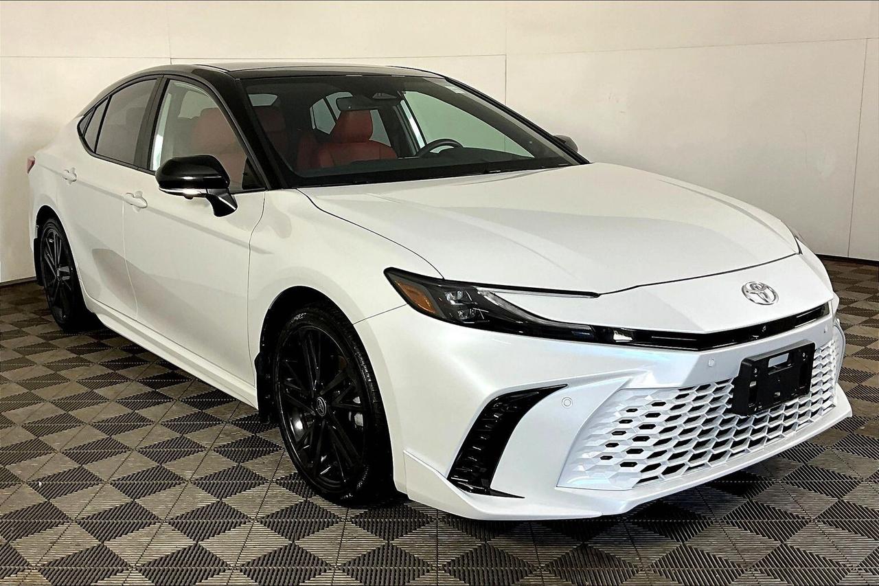 2025 Toyota Camry XSE CVT AWD Photo