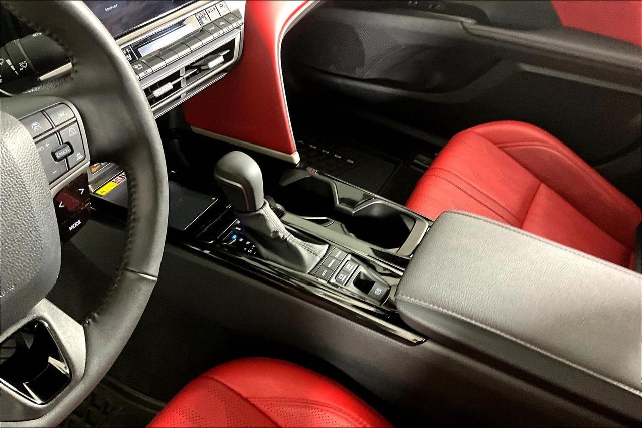 2025 Toyota Camry XSE CVT AWD Photo