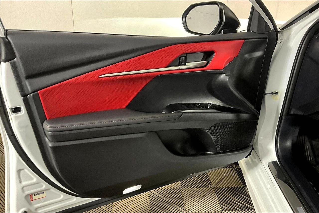 2025 Toyota Camry XSE CVT AWD Photo