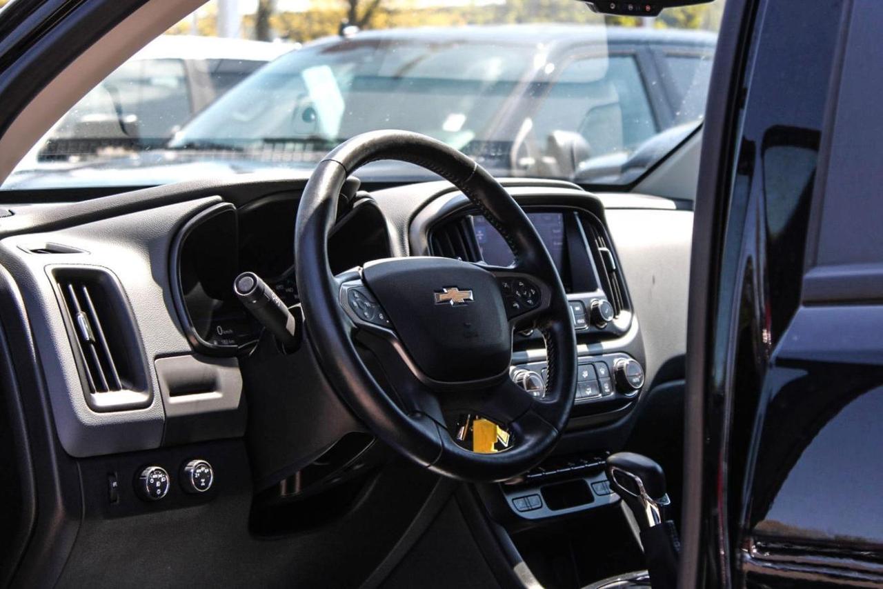2022 Chevrolet Colorado Z71  SiriusXM TonneauCover BkpCam SideSteps HtdSea Photo