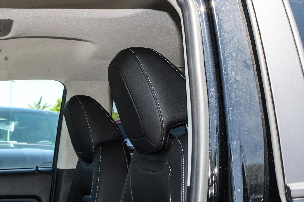 2022 Chevrolet Colorado Z71  SiriusXM TonneauCover BkpCam SideSteps HtdSea Photo