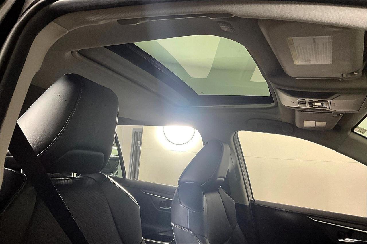 2024 Toyota RAV4 Hybrid Limited AWD Photo