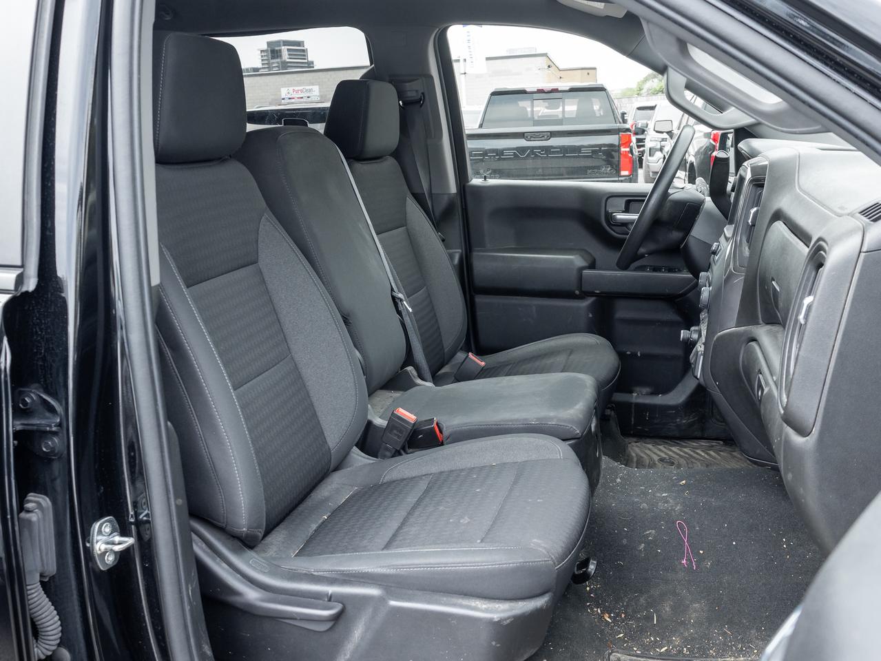2022 Chevrolet Silverado 1500 CREW CAB   2.7L 4 CYL   LOCAL TRADE Photo