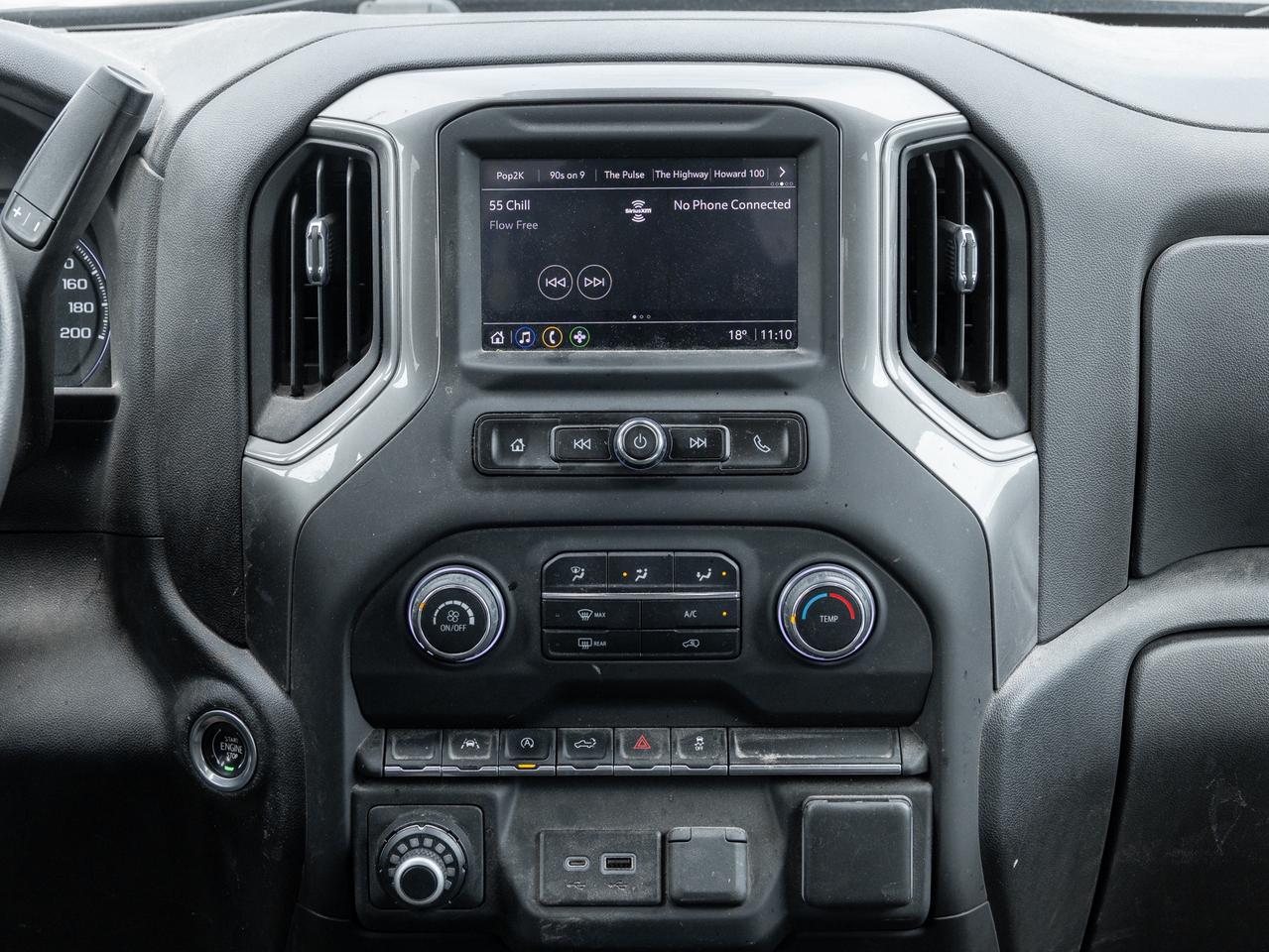 2022 Chevrolet Silverado 1500 CREW CAB   2.7L 4 CYL   LOCAL TRADE Photo