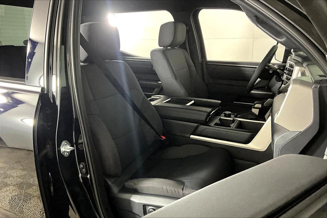 2026 Toyota Tundra 4x4 Crewmax SR5 Long Bed Photo