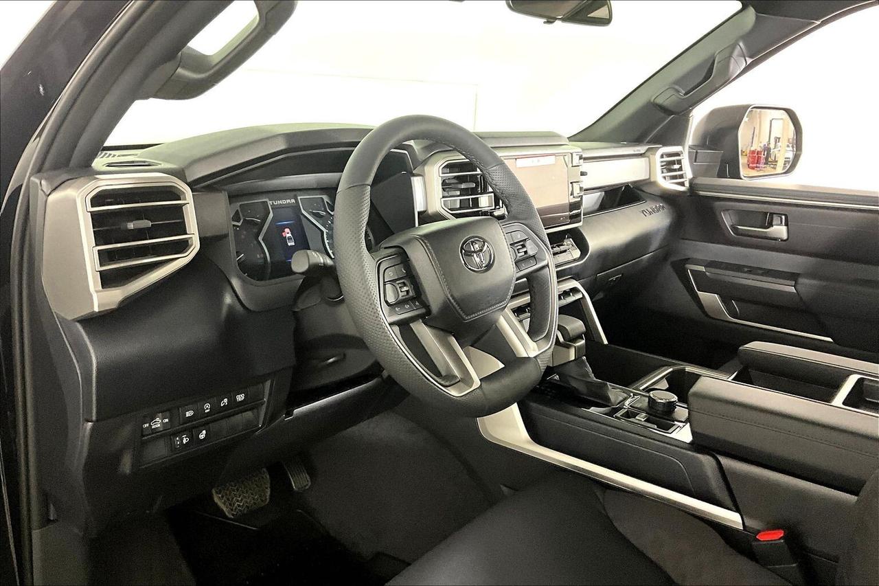 2026 Toyota Tundra 4x4 Crewmax SR5 Long Bed Photo