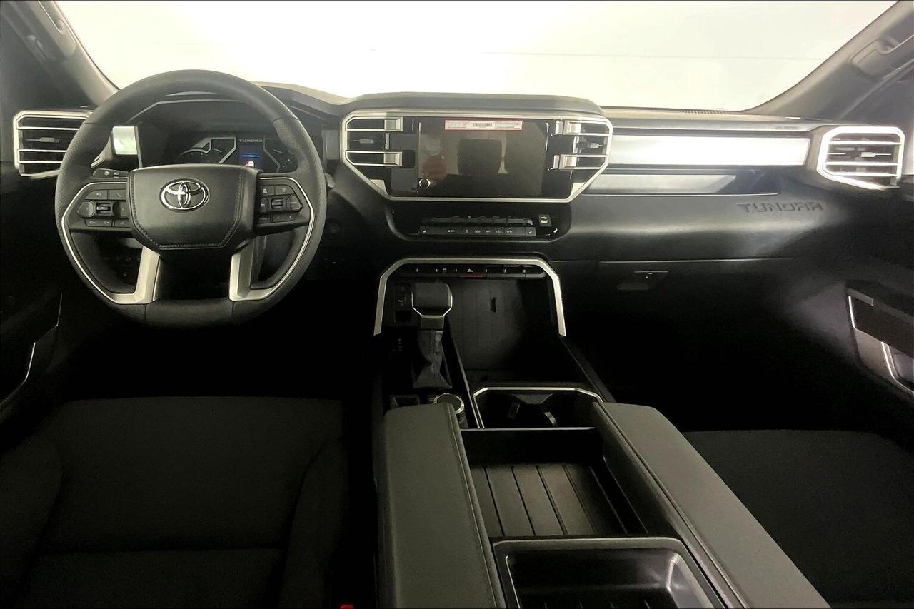 2026 Toyota Tundra 4x4 Crewmax SR5 Long Bed Photo
