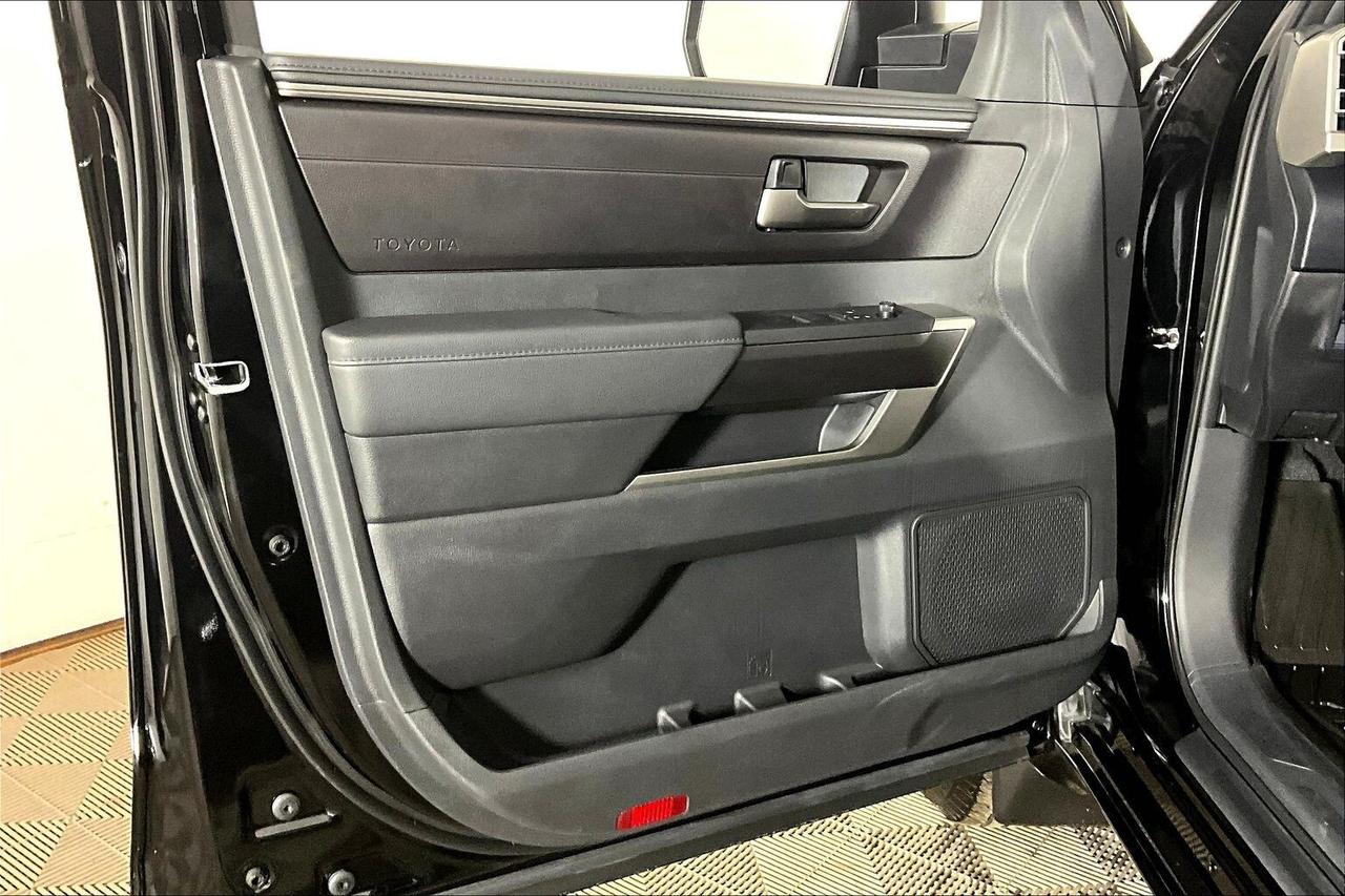 2026 Toyota Tundra 4x4 Crewmax SR5 Long Bed Photo