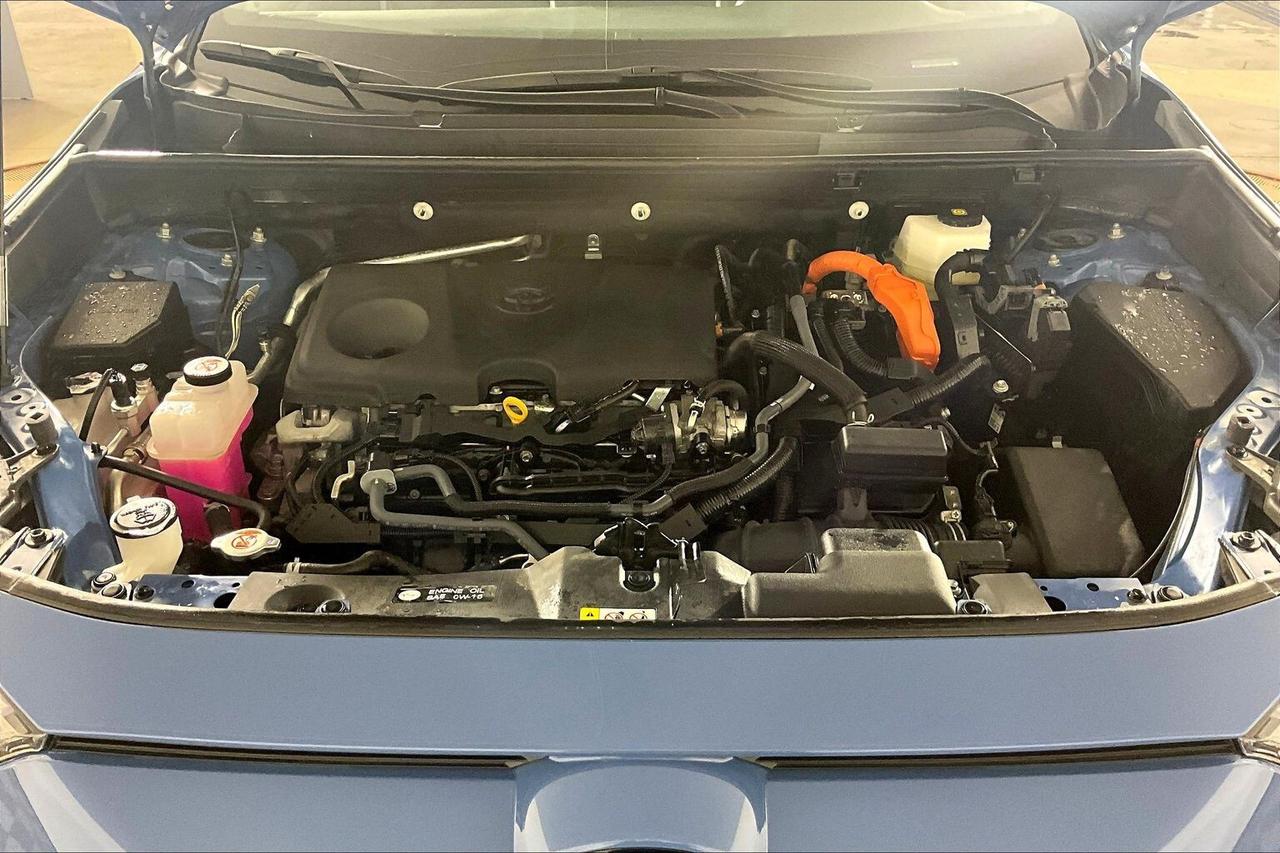 2024 Toyota RAV4 HYBRID XSE AWD Photo