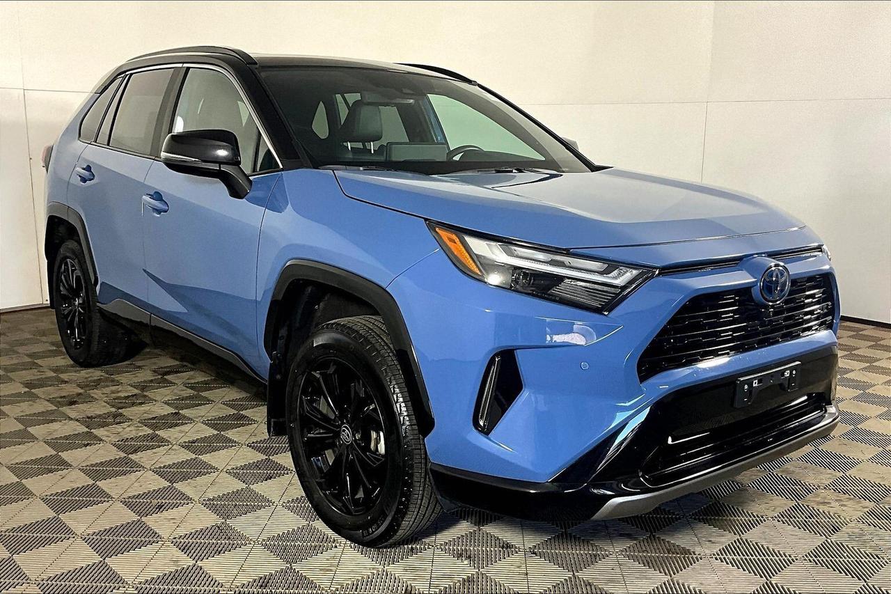 2024 Toyota RAV4 HYBRID XSE AWD Photo