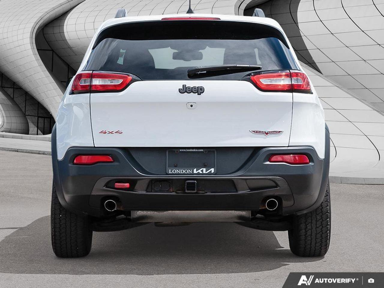 2018 Jeep Cherokee Trailhawk Photo4