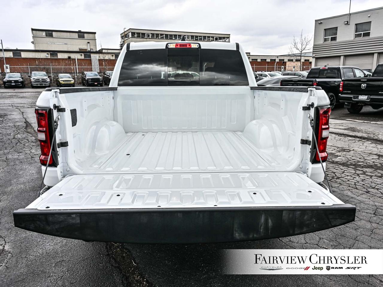 2026 RAM 1500 Tradesman BLACK EXPRESS   BUCKETS   RUNNING BOARDS Photo