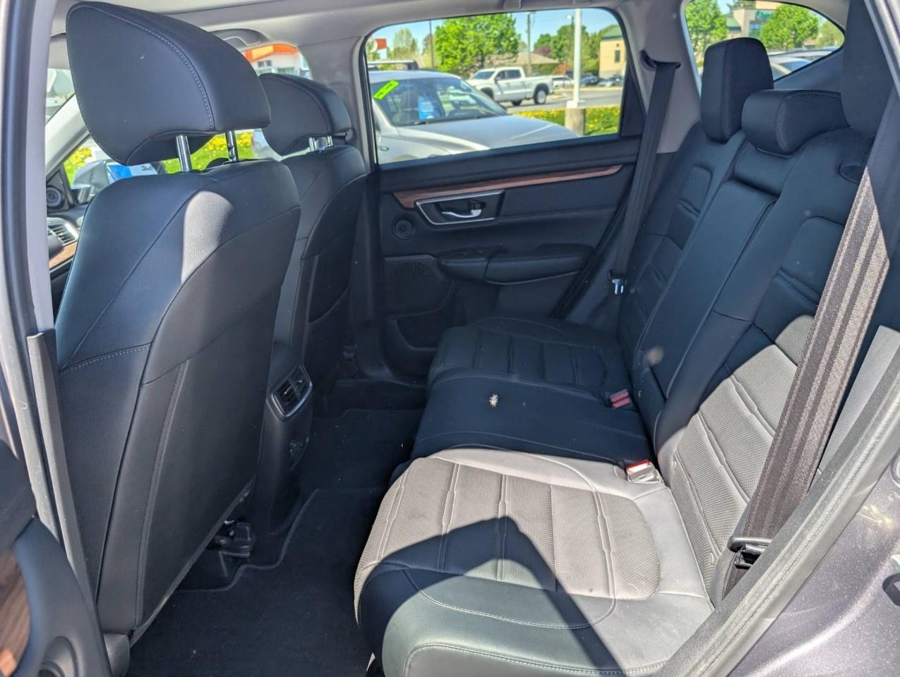 2017 Honda CR-V 4WD Touring Photo