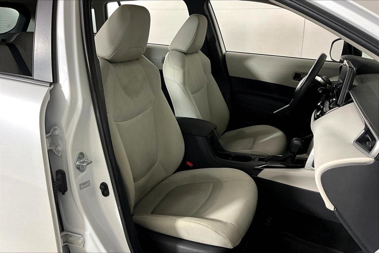 2023 Toyota Corolla Cross L FWD Photo