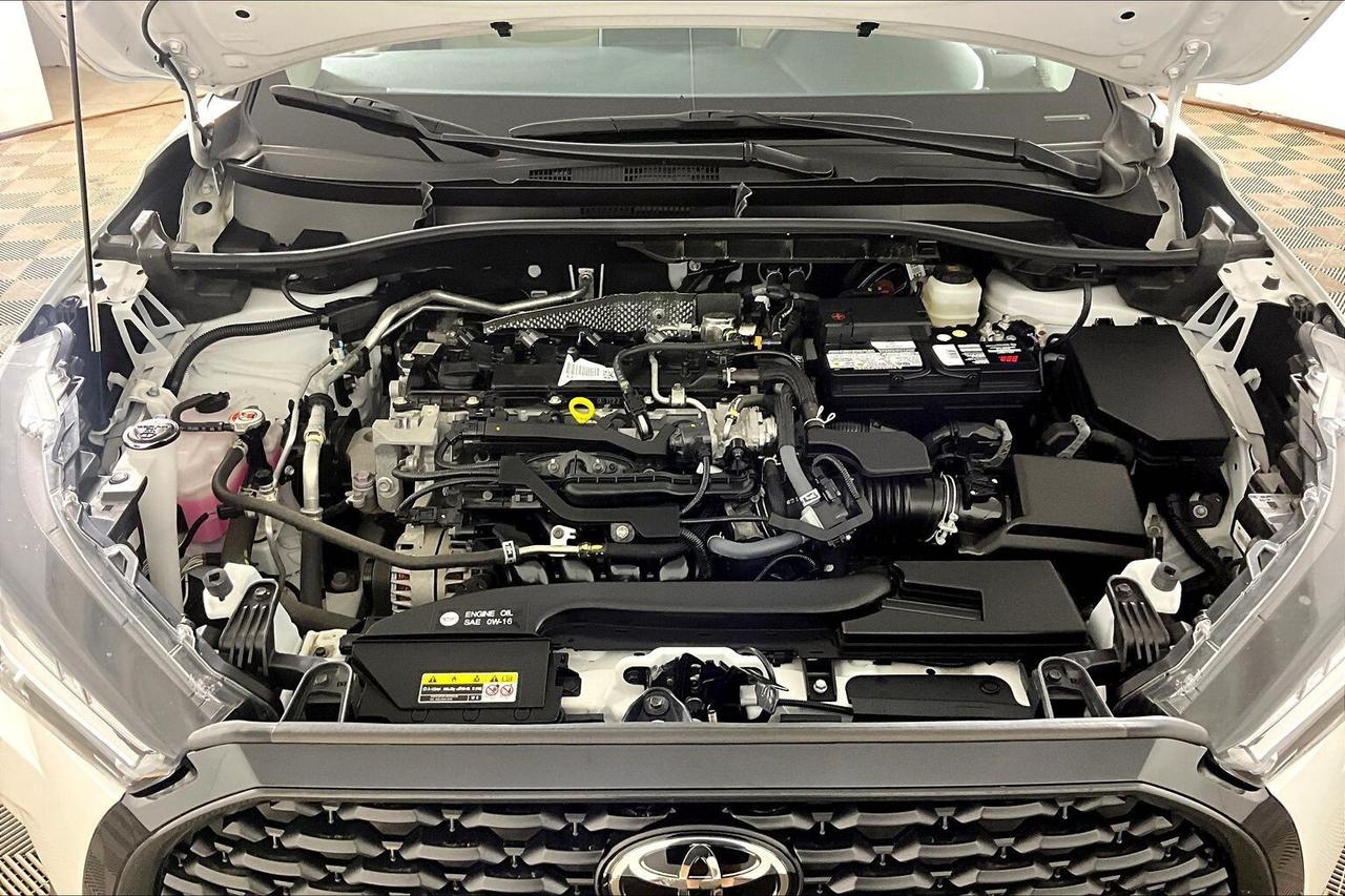 2023 Toyota Corolla Cross L FWD Photo