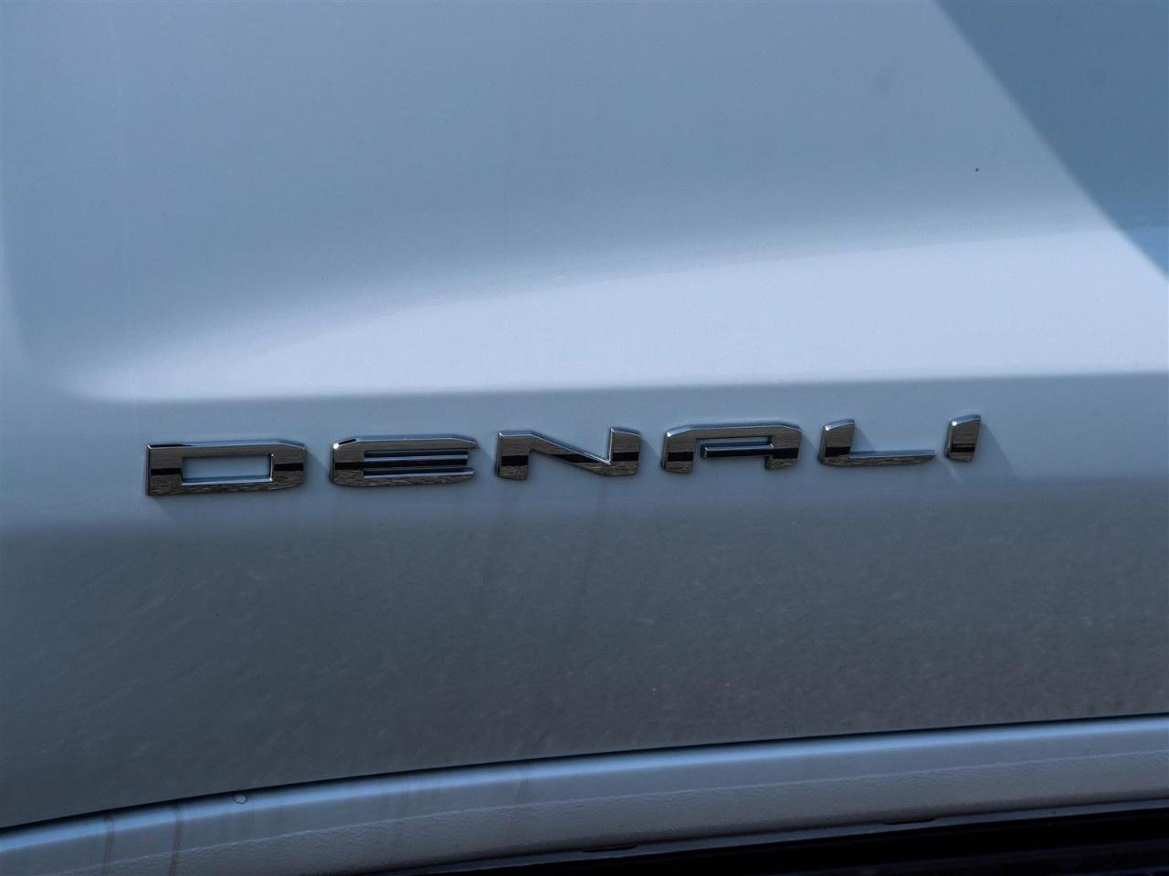 2026 GMC Sierra 1500 Crew Cab Short Box 4-Wheel Drive Denali Photo