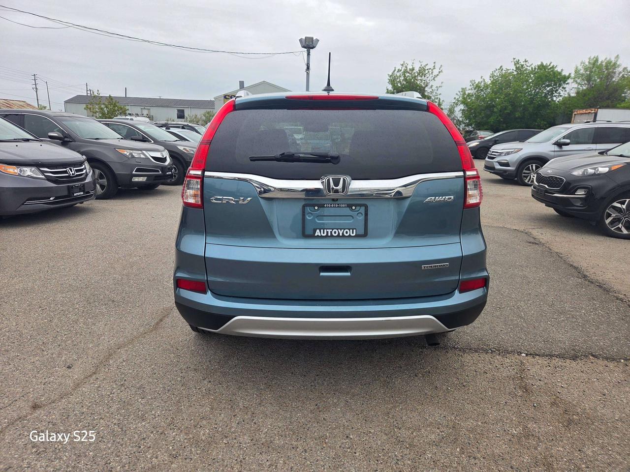 2015 Honda CR-V Touring Photo3