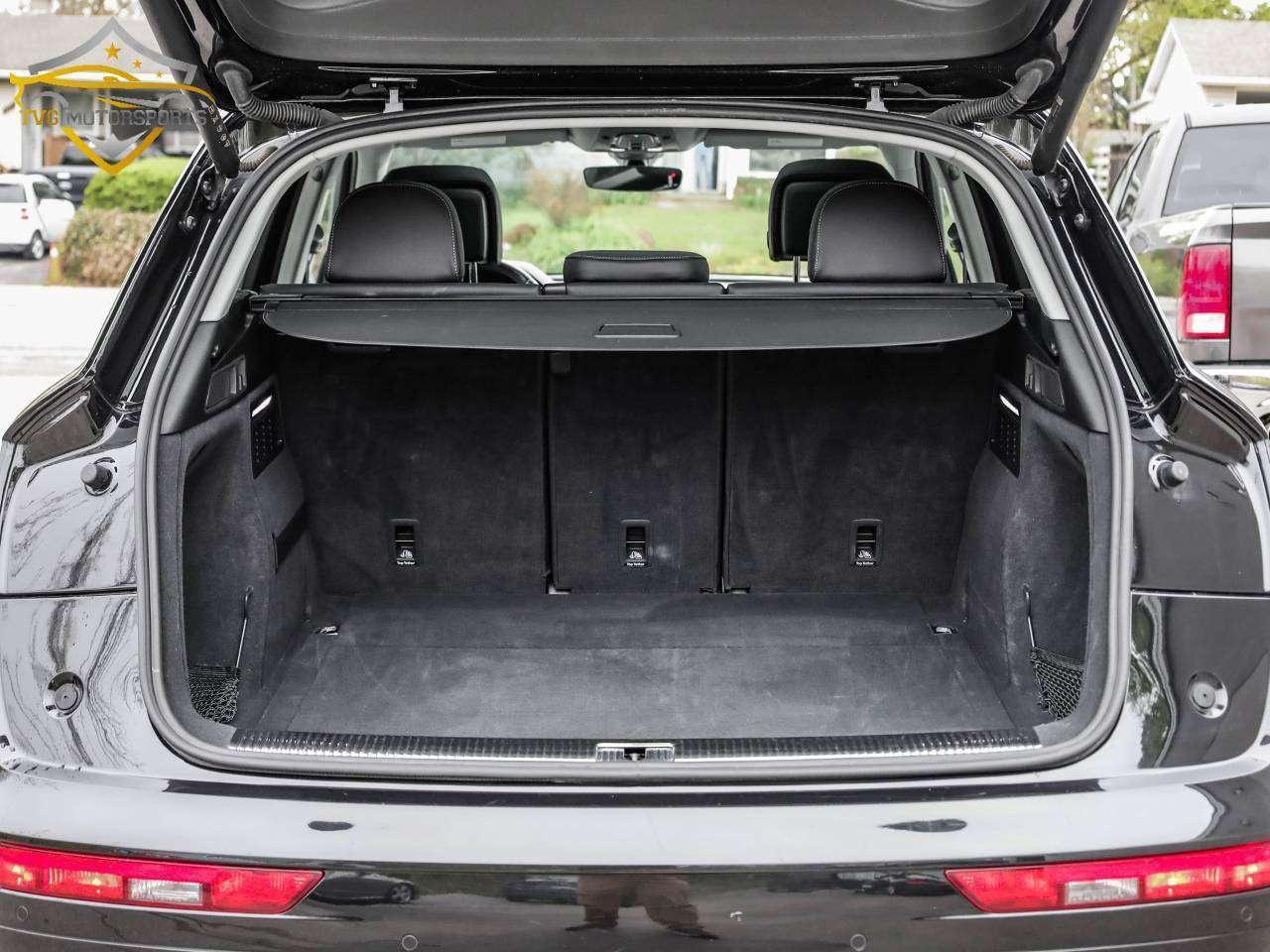 2024 Audi Q5 PROGRESSIV Photo