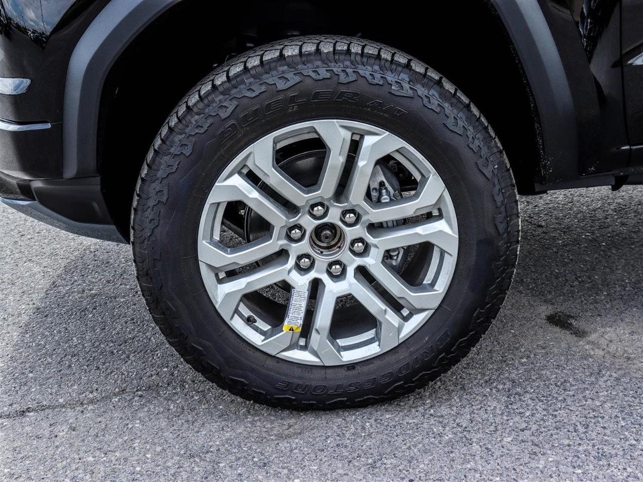 2026 GMC Canyon Crew Cab Short Box 4-Wheel Drive Denali Photo