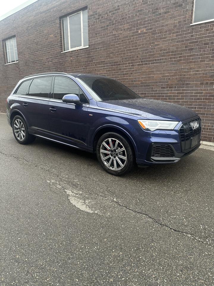 2021 Audi Q7 PROGRESSIV, S-LINE, NAVI, SUNROOF, AWD, CAMERA Photo