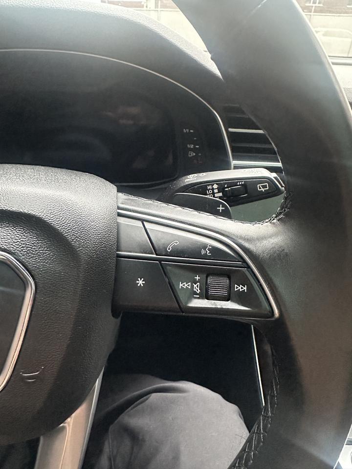2021 Audi Q7 PROGRESSIV, S-LINE, NAVI, SUNROOF, AWD, CAMERA Photo