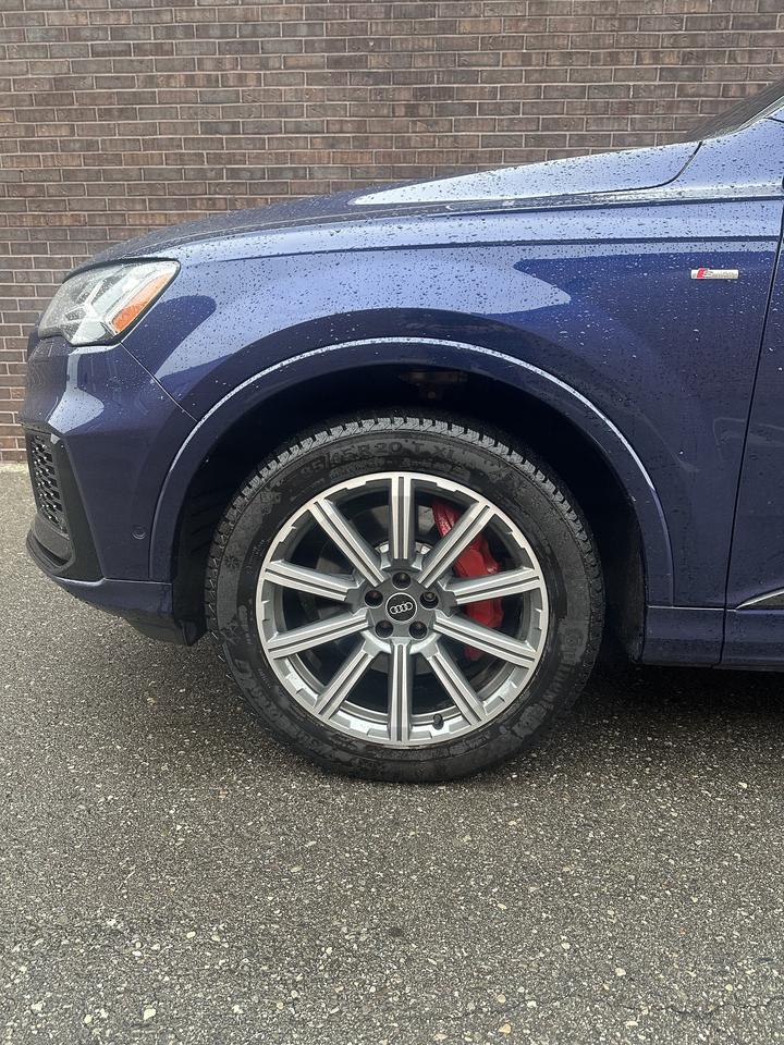 2021 Audi Q7 PROGRESSIV, S-LINE, NAVI, SUNROOF, AWD, CAMERA Photo