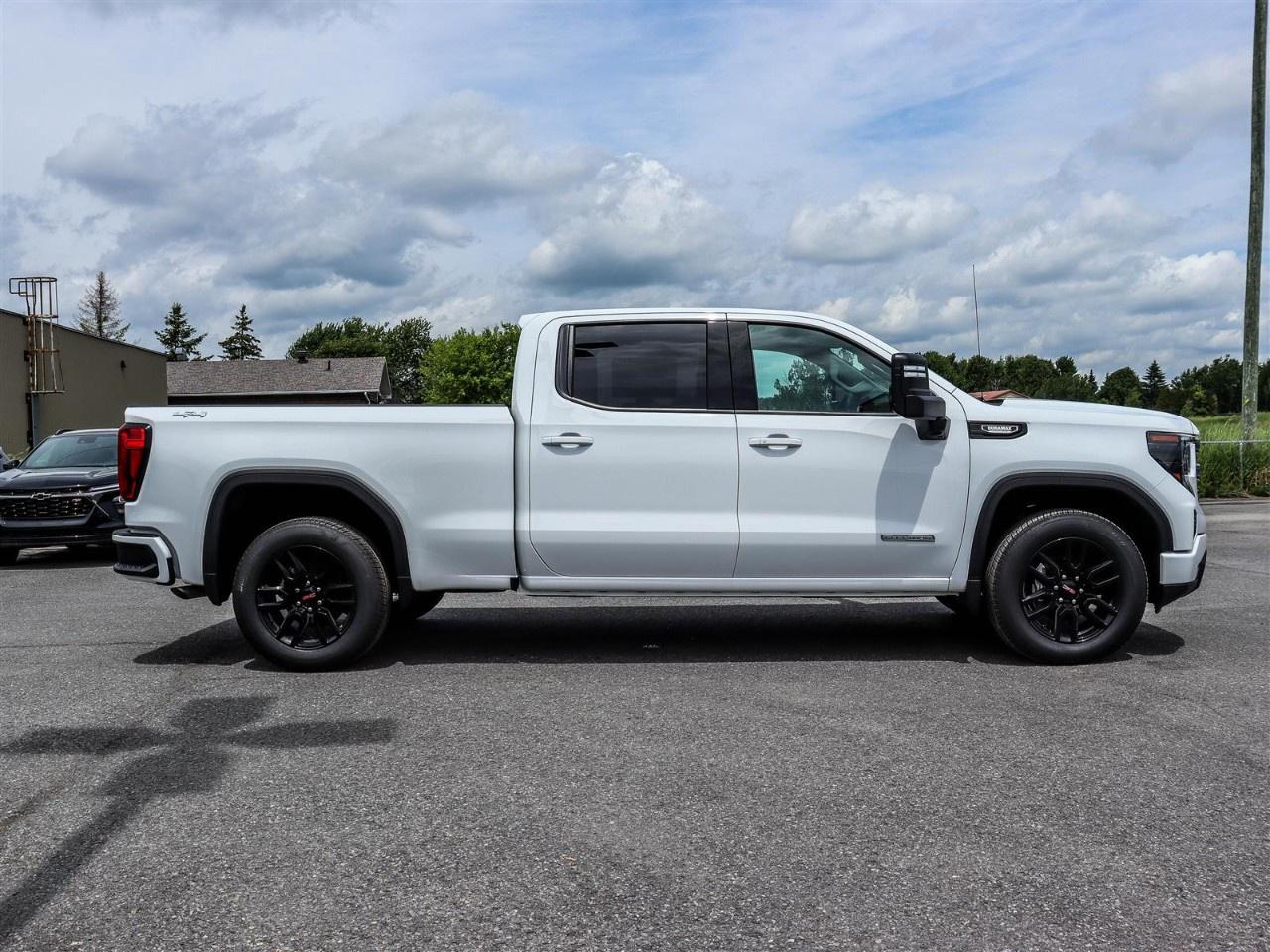 2026 GMC Sierra 1500 Crew Cab Standard Box 4-Wheel Drive Elevation Photo