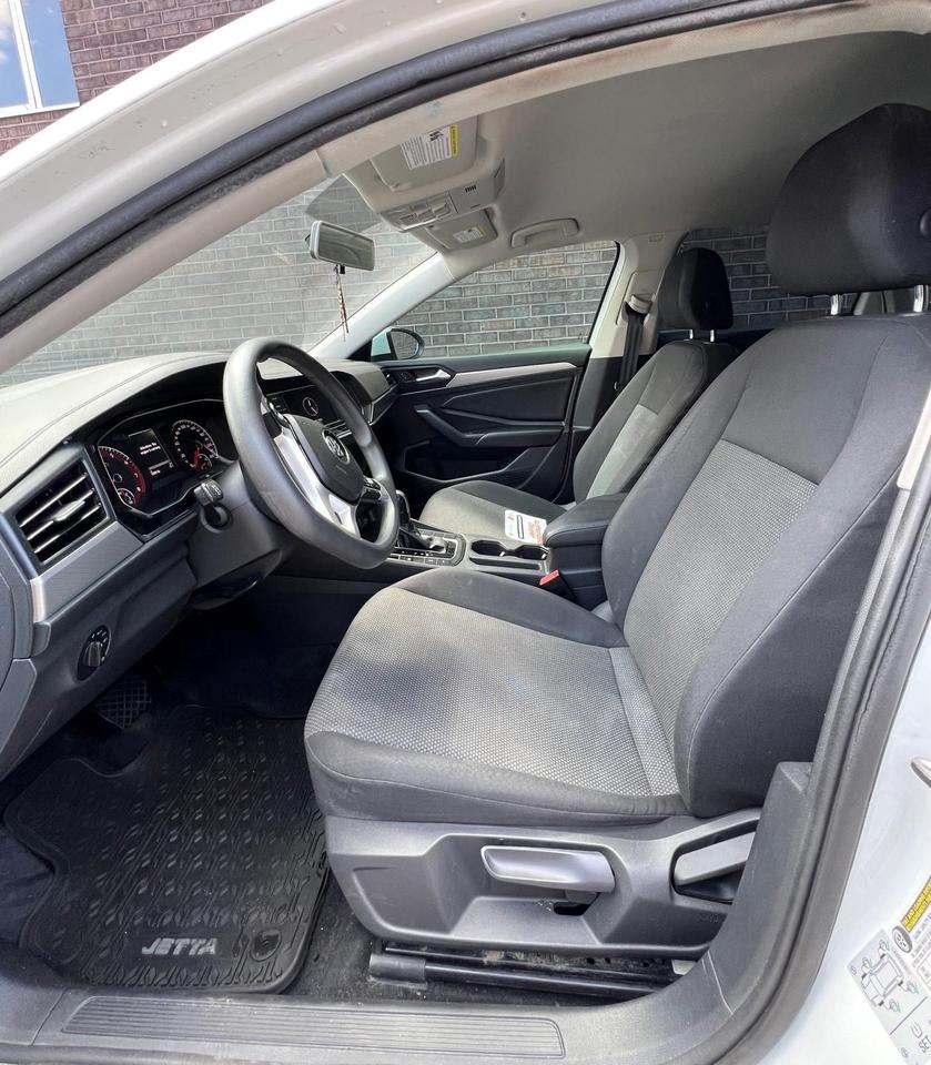 2019 Volkswagen Jetta COMFORTLINE FWD, BACKUP CAMERA, APPLE CARPLAY Photo