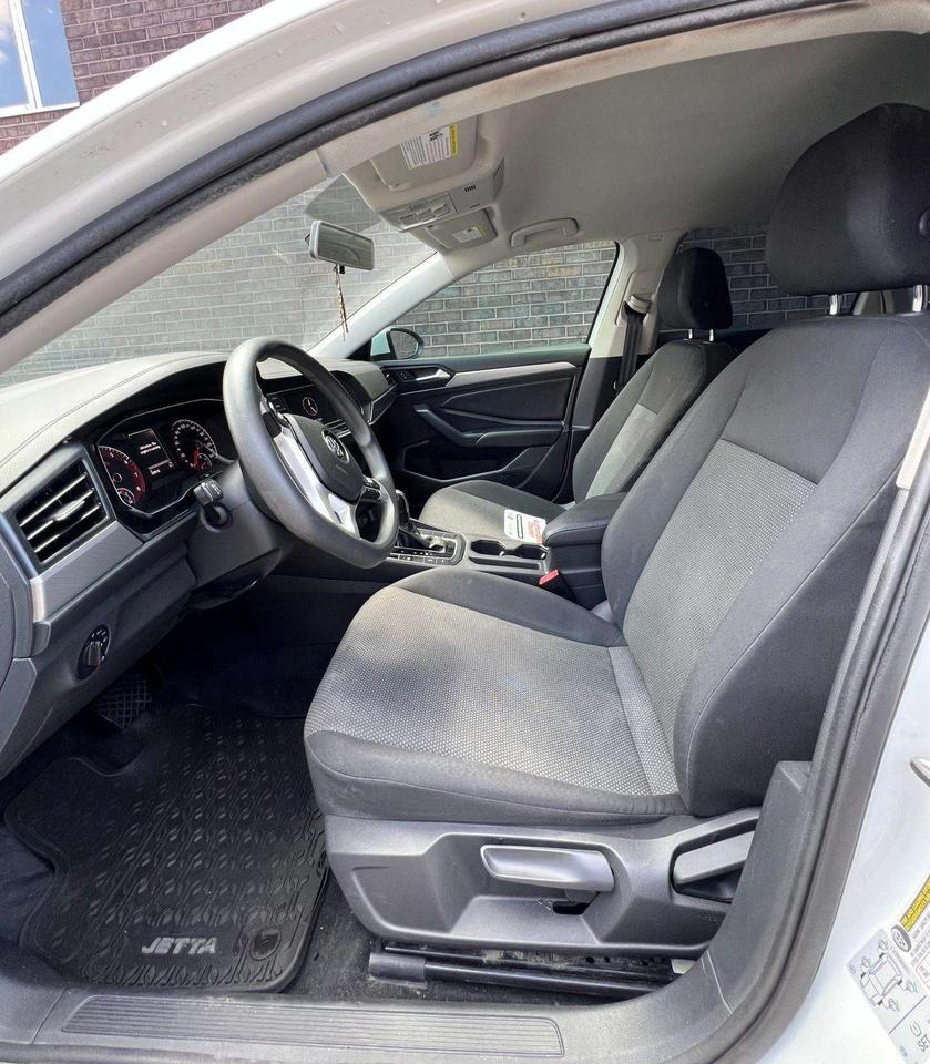 2019 Volkswagen Jetta COMFORTLINE FWD, BACKUP CAMERA, APPLE CARPLAY Photo