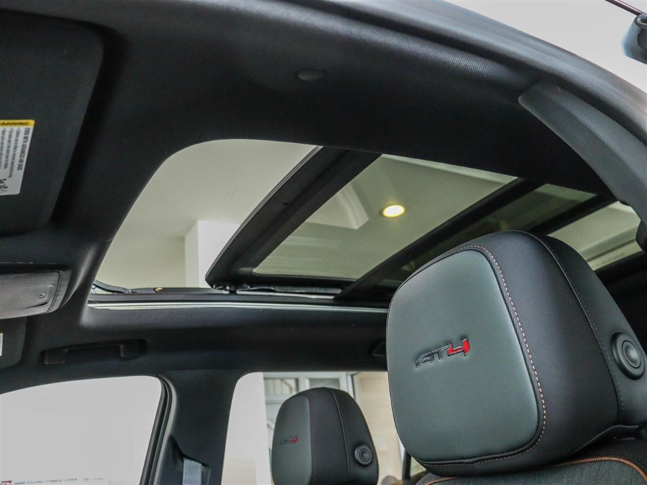 2026 GMC Terrain AWD AT4 Photo4