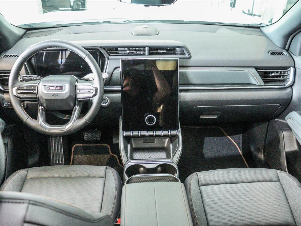 2026 GMC Terrain AWD AT4 Photo