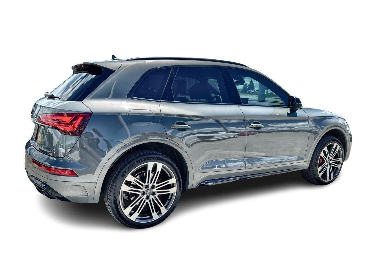 2023 Audi SQ5 3.0T Progressiv quattro 8sp Tiptronic   Black Opti Photo