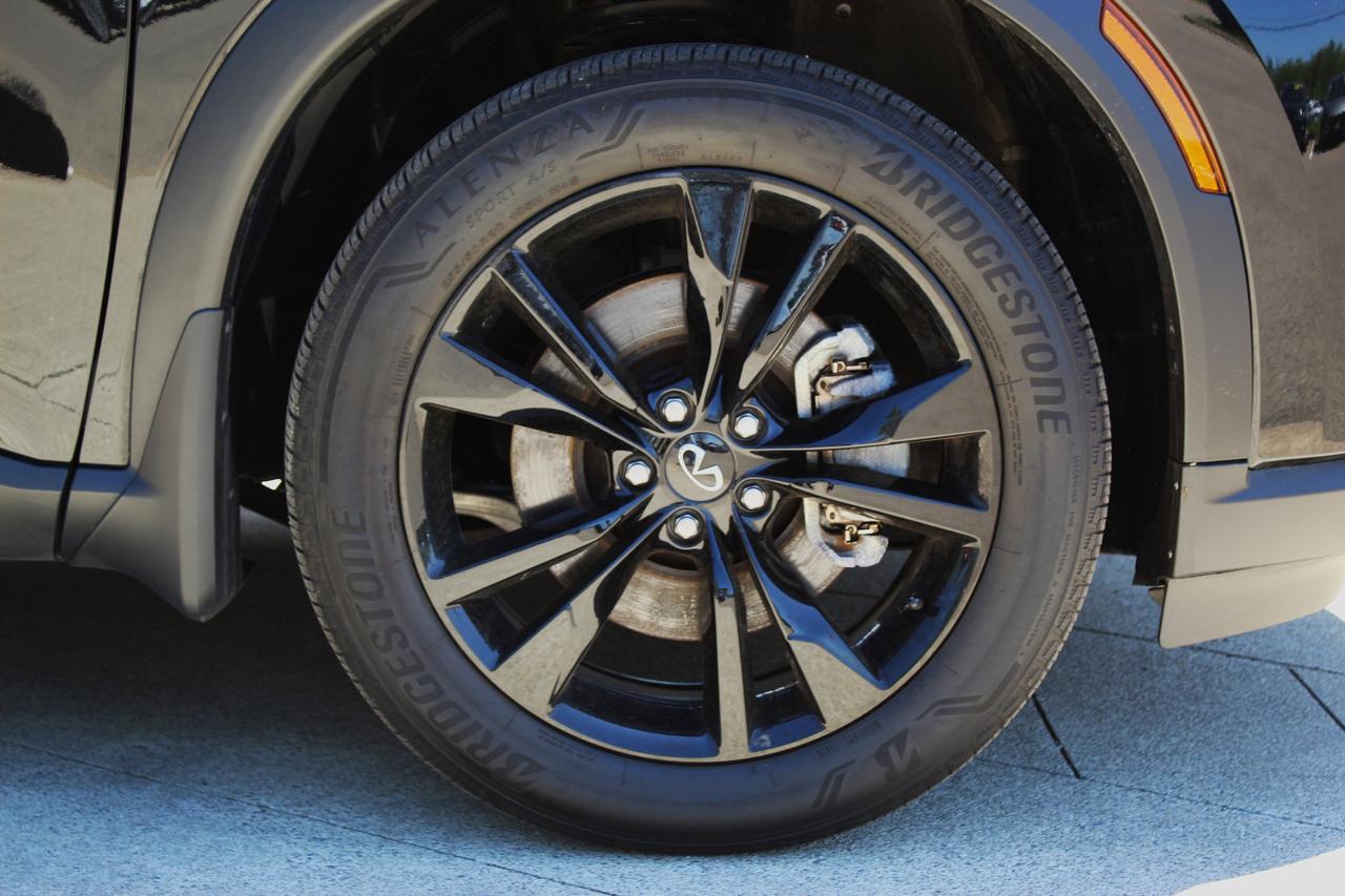 2025 Infiniti QX60 LUXE Photo