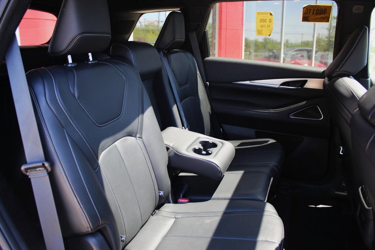 2025 Infiniti QX60 LUXE Photo