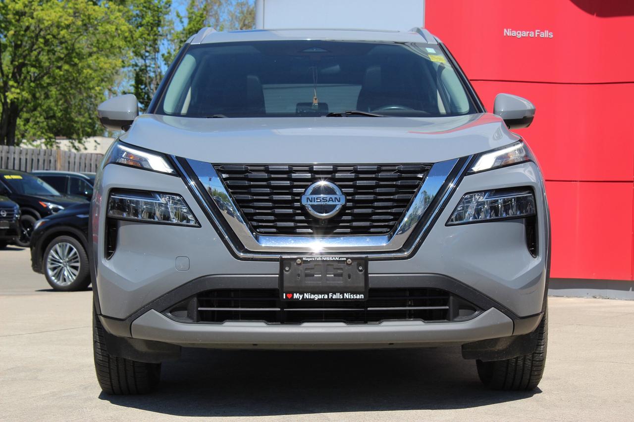 2021 Nissan Rogue SV Photo