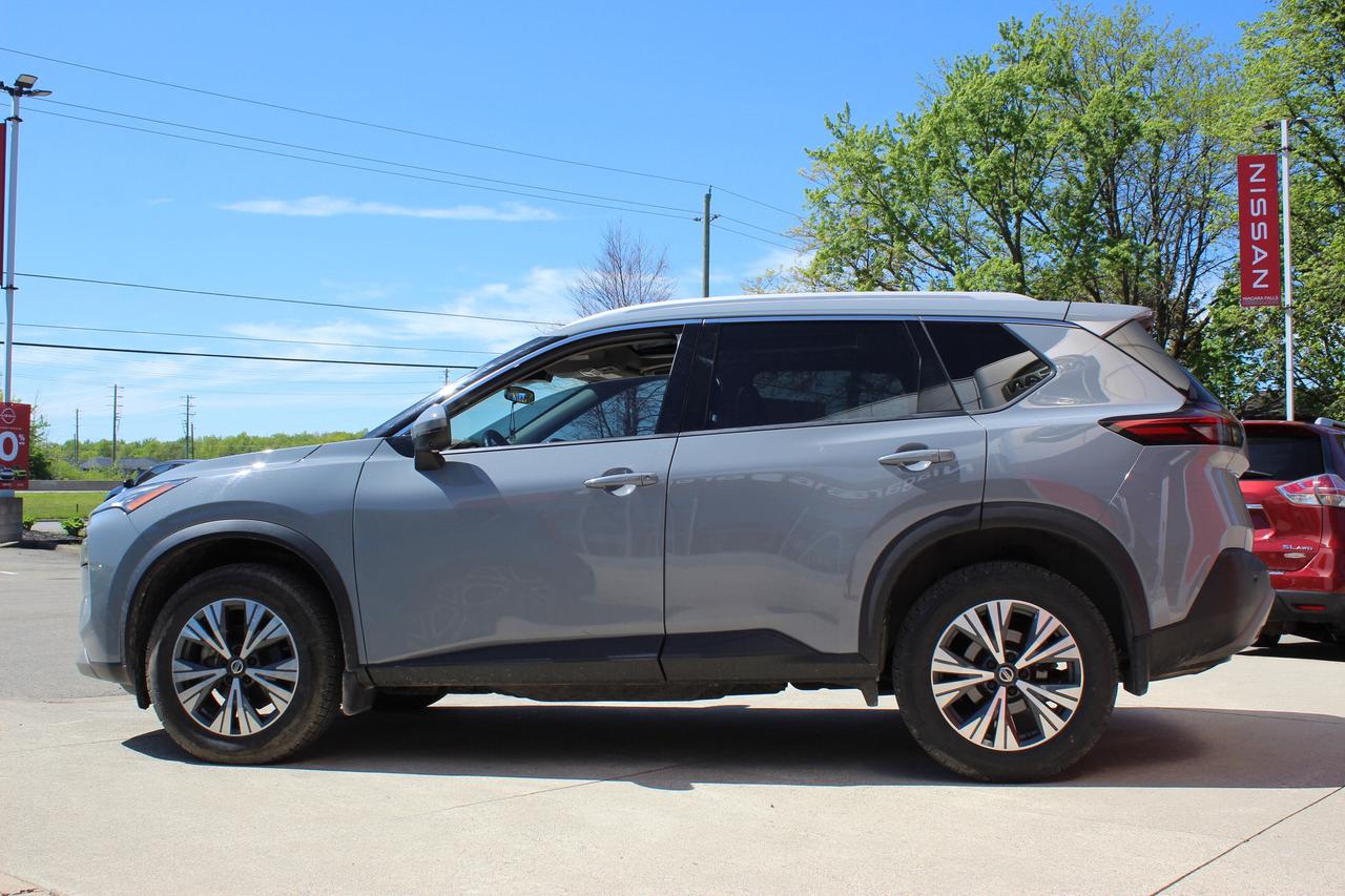 2021 Nissan Rogue SV Photo