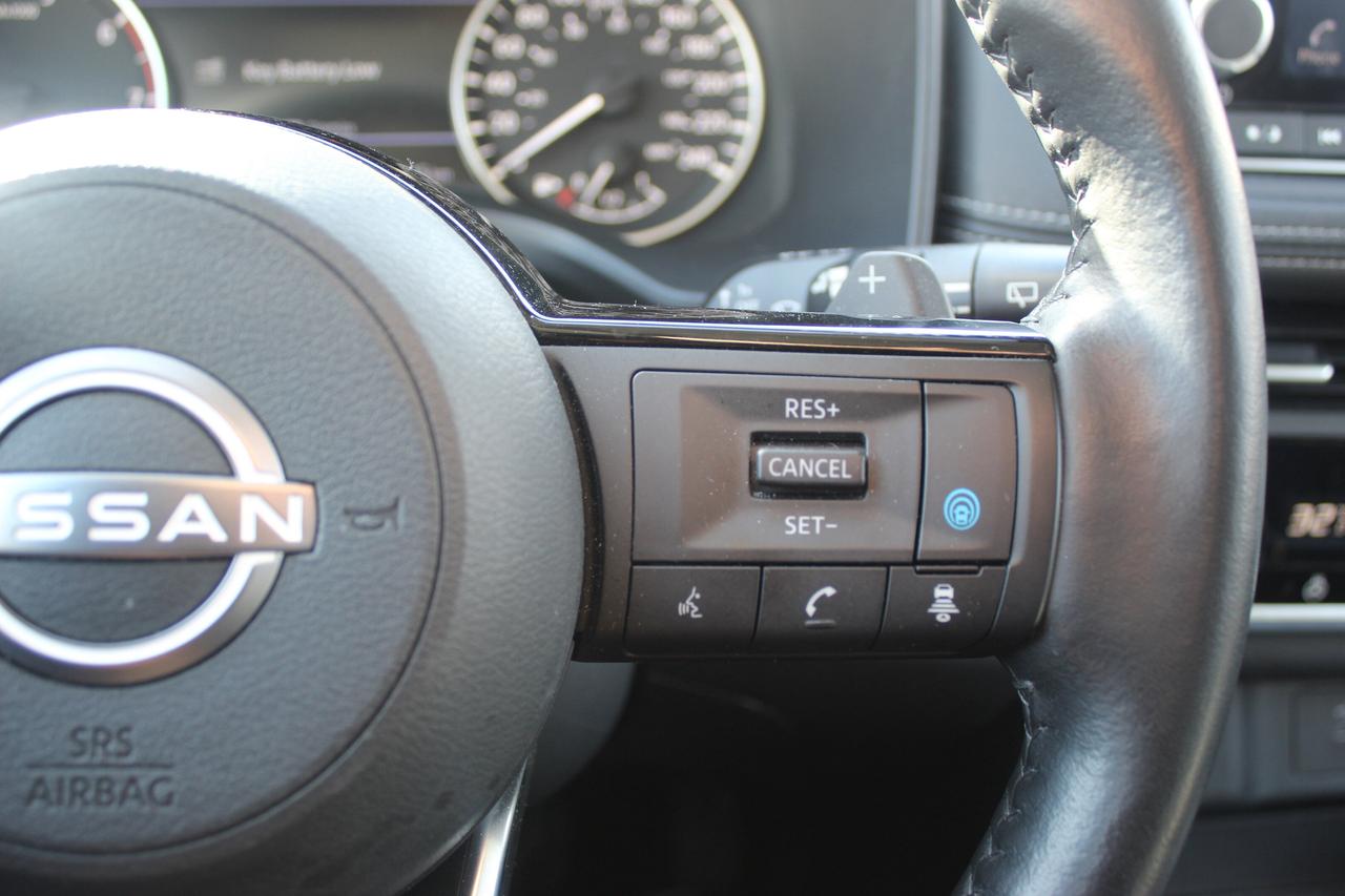 2021 Nissan Rogue SV Photo