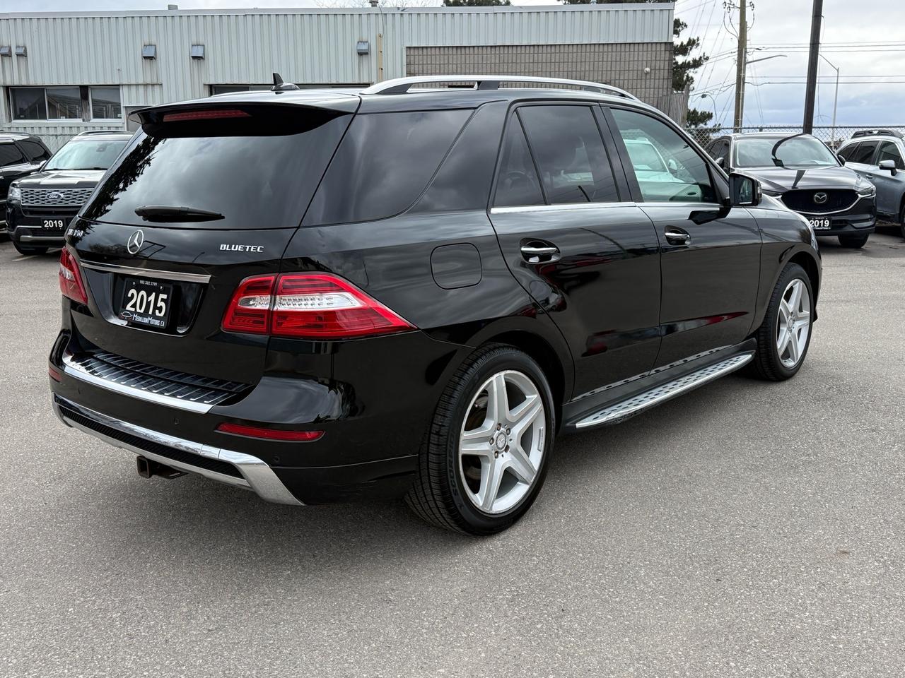 2015 Mercedes-Benz M-Class ML 350 BlueTEC AMG PKG. ACCIDENT FREE 1-OWNER CERT Photo4