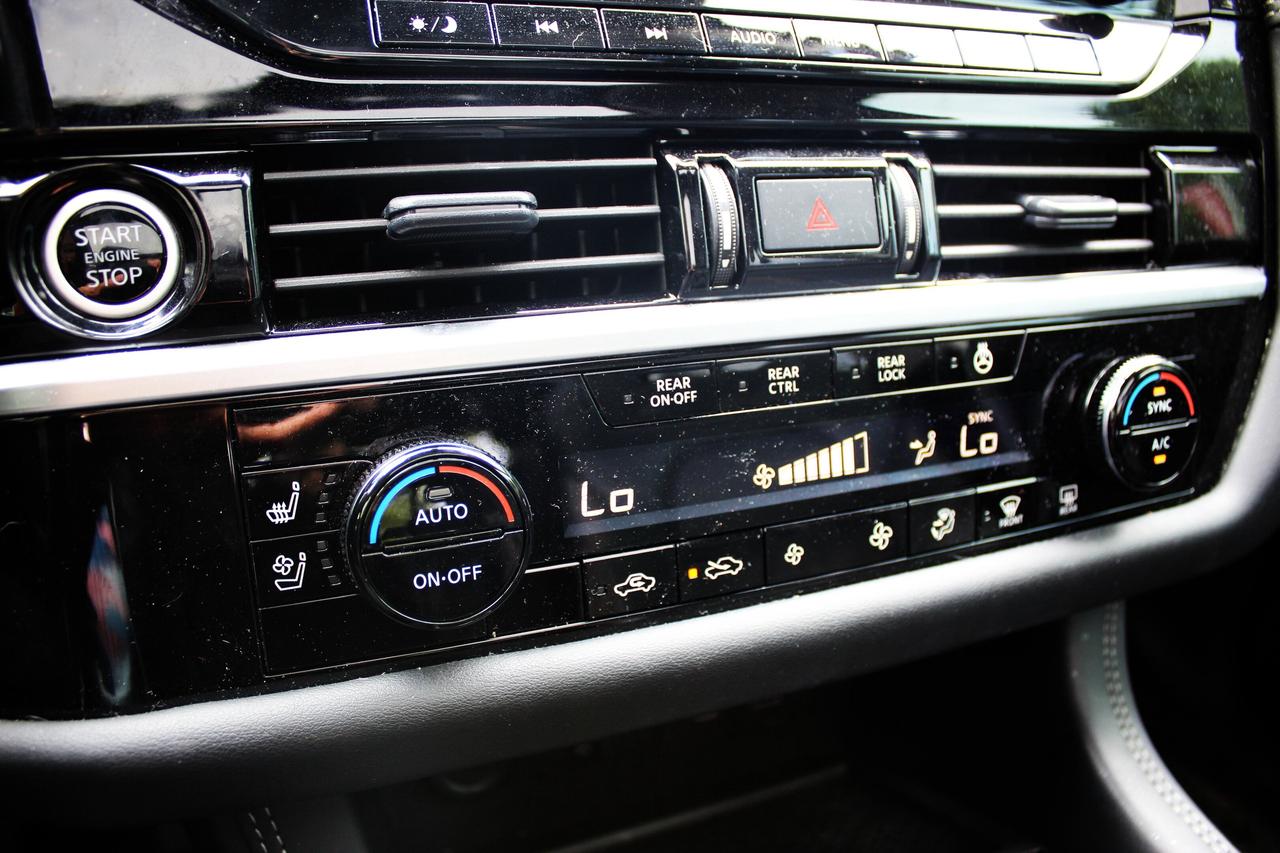 2024 Nissan Pathfinder Platinum, 1-OWNER, ONLY 18,000 KILO WOW Photo