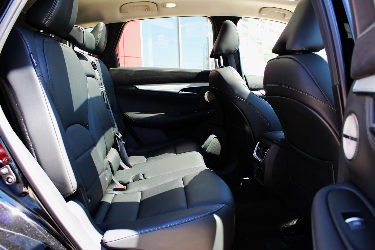 2025 Infiniti QX50 SENSORY / AWD / LOW KILO Photo