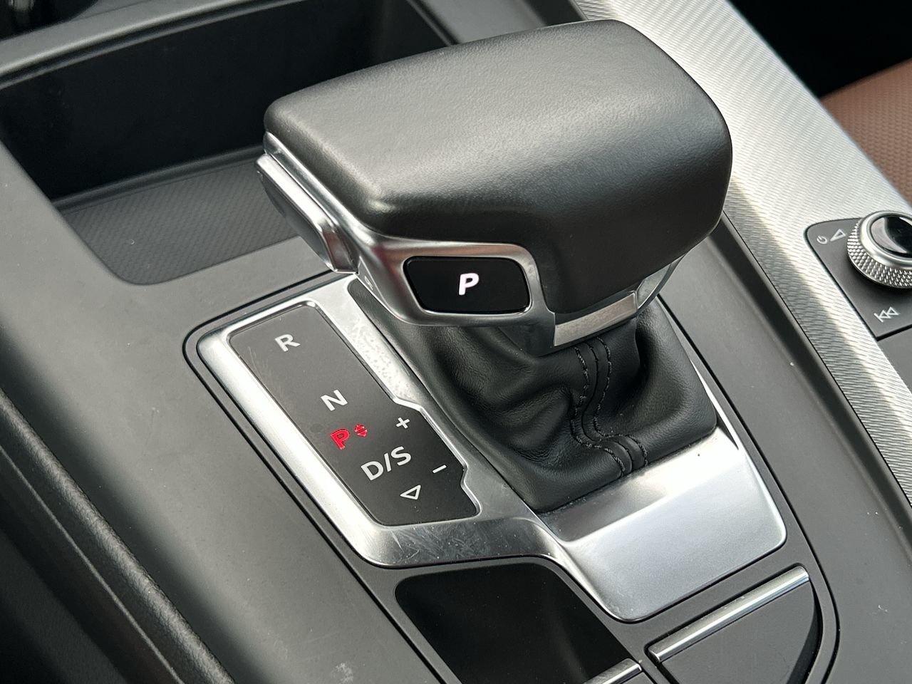 2020 Audi A4 2.0T Progressiv quattro 7sp S tronic   Top View Ca Photo