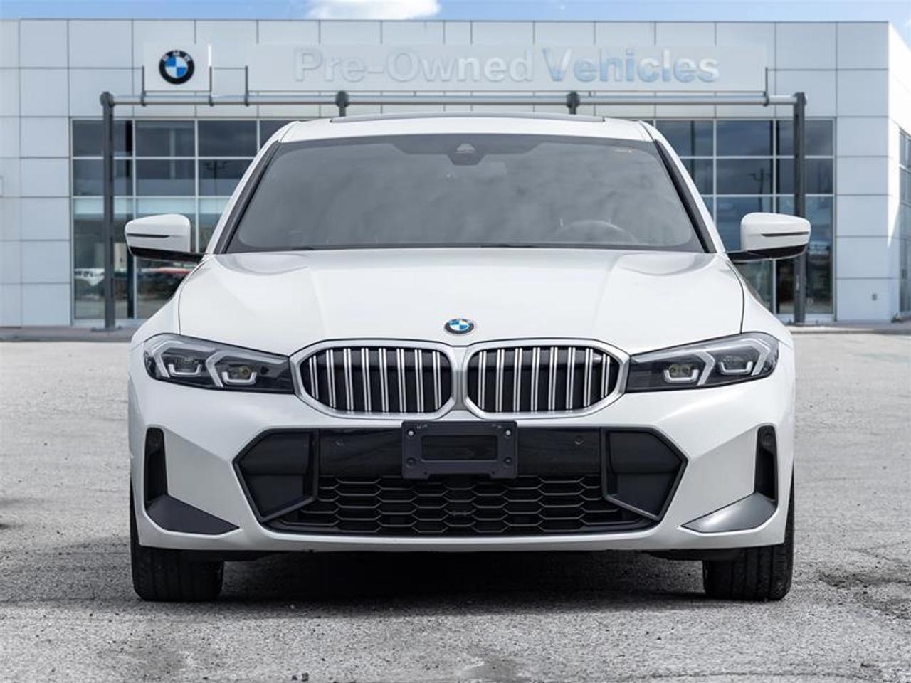 2023 BMW 330 i xDrive 4dr All-Wheel Drive Sedan Photo2