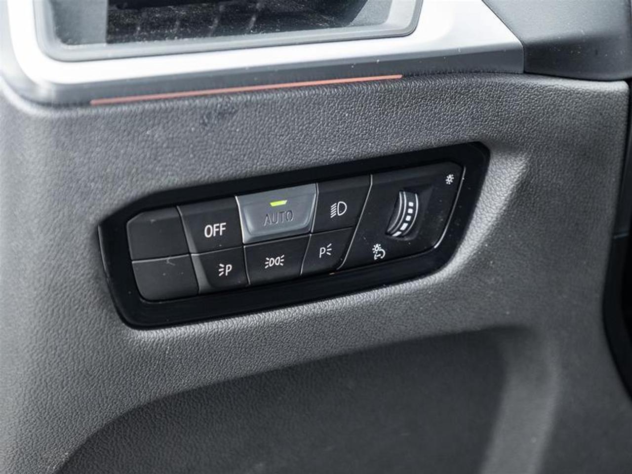 2023 BMW 330 i xDrive 4dr All-Wheel Drive Sedan Photo